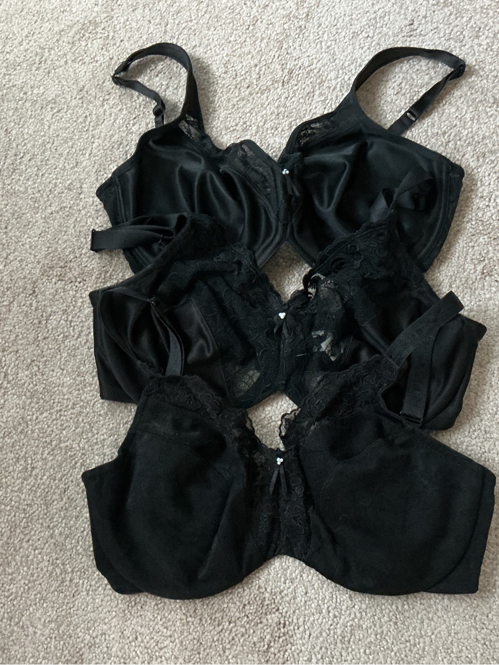 Bundle Of “3” Wacoal Bras Black. 34 Dd